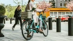 Ecoride Ambassador AXS H-Front 7-vxl Turkos Dam 2023 -Elcykel Försäljning 104 TU10 7 1080x608 1