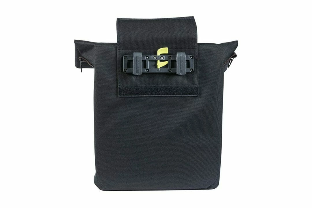 Basil City Shopper 16l Svart 6 Basil City Shopper 16l Svart - Bild 4