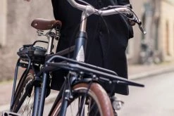 Monark Karl Klassiker 7-vxl Blå 2022 -Elcykel Försäljning Monark E Karl Bla Miljo 1080x721 1