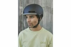 Poc Hjälm Corpora Himalayan Salt Matt -Elcykel Försäljning PC107021139SML1 Corpora BLACK miljo 1080x720 1