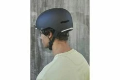 Poc Hjälm Corpora Himalayan Salt Matt -Elcykel Försäljning PC107021139SML1 Corpora BLACK miljo 2 1080x720 1