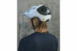 Poc Hjälm Axion Race Mips Orange AVIP/Black Matt 13 Poc Hjälm Axion Race Mips Orange AVIP/Black Matt -Elcykel Försäljning PC107438375XSM1 Axion Race MIPS WHITE miljo 2 1080x720 1