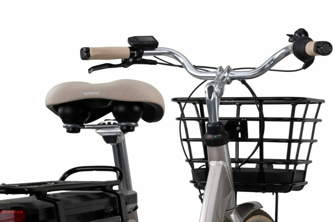 Crescent Elina 7-vxl Silver Pearl 2022 4 Crescent Elina 7-vxl Silver Pearl 2022 - Bild 2